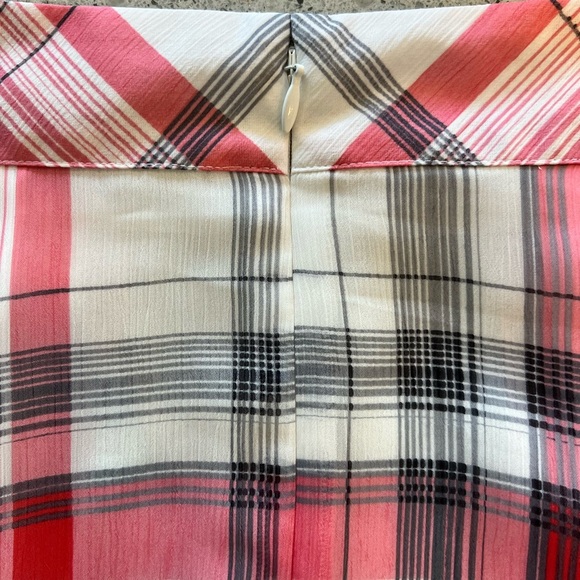 Tommy Hilfiger NWOT Tommy Hilfiger Pink and White Checkered A-Line Skirts Size 6 - Picture 3 of 6